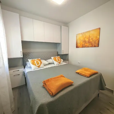 Apartment Comfort Lovely Diva 2, Ciovo, Okrug