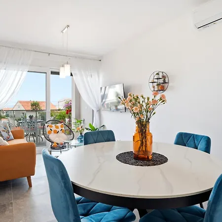 Apartment Comfort Lovely Diva 2, Ciovo, Okrug *