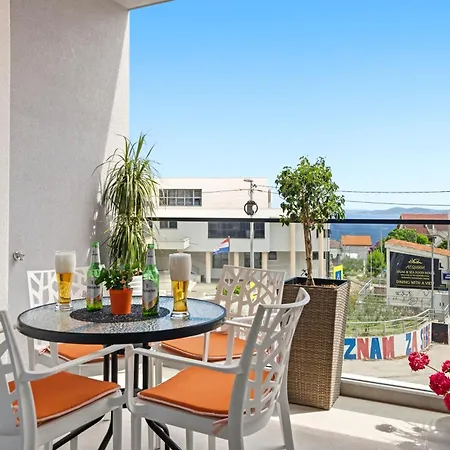 Apartment Comfort Lovely Diva 2, Ciovo, Okrug *